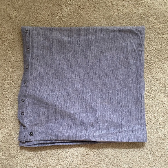 Lululemon- Vinyasa Scarf (infinity scarf) - Picture 3 of 7
